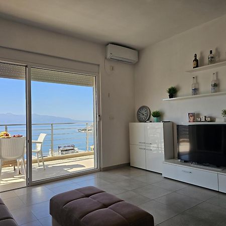 Wonderful View Apartments Sarande Bagian luar foto
