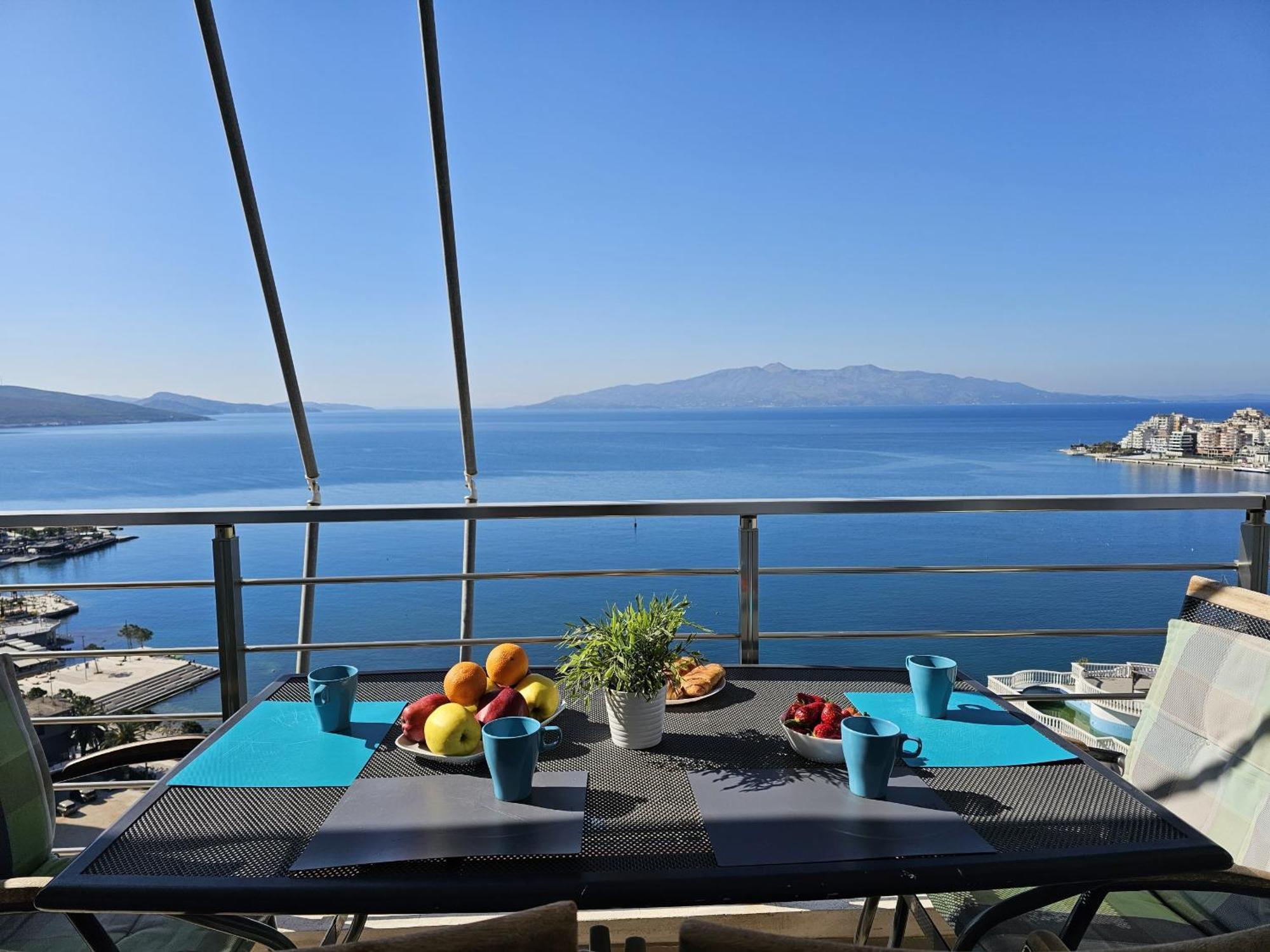 Wonderful View Apartments Sarande Bagian luar foto