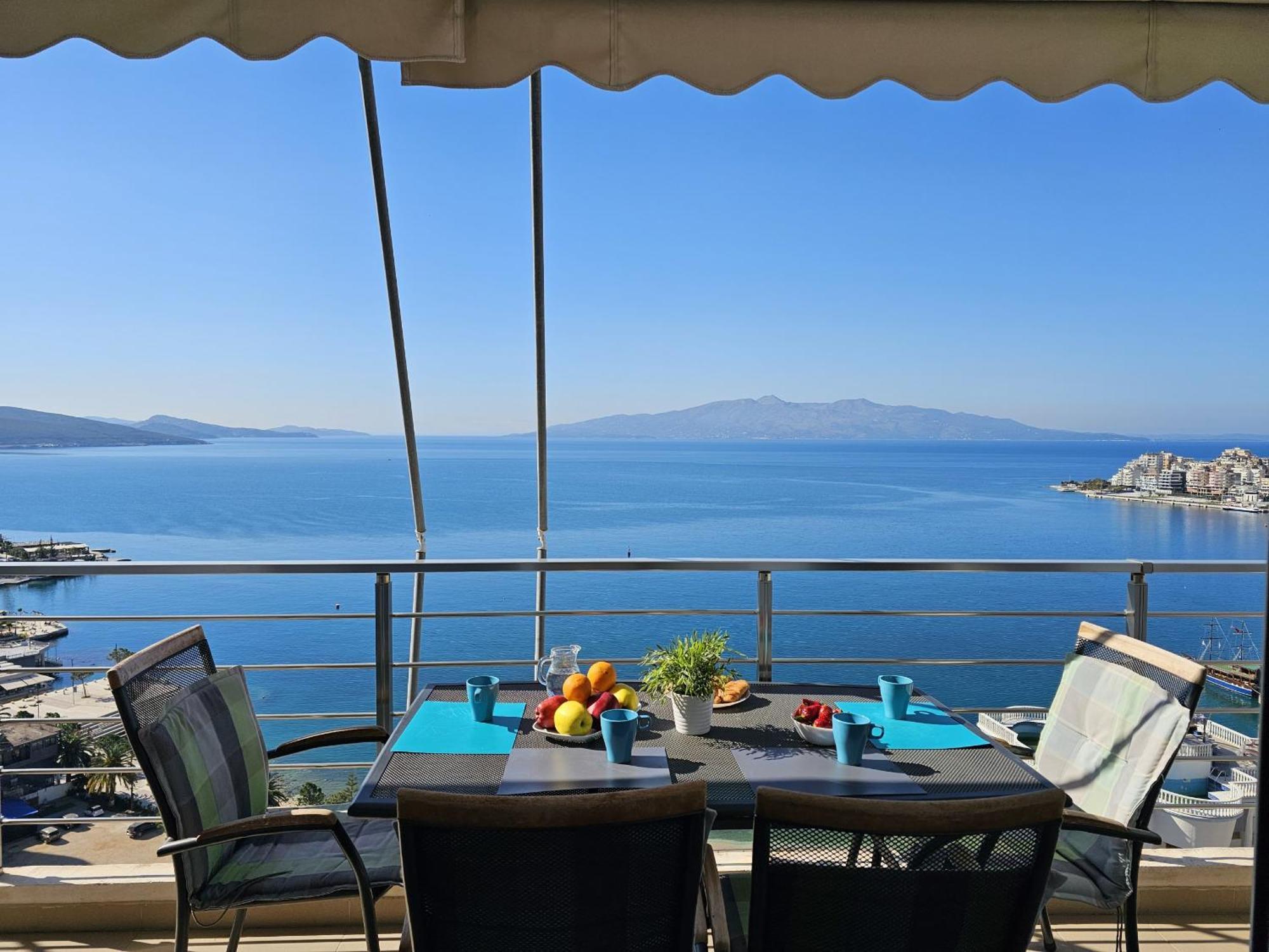 Wonderful View Apartments Sarande Bagian luar foto