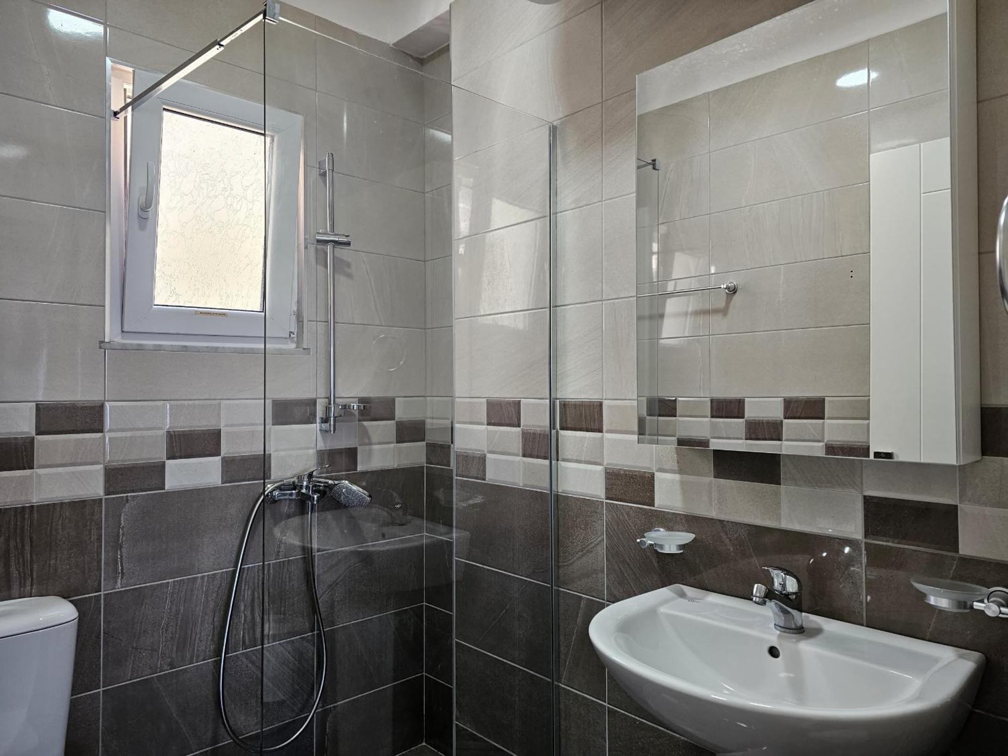 Wonderful View Apartments Sarande Bagian luar foto