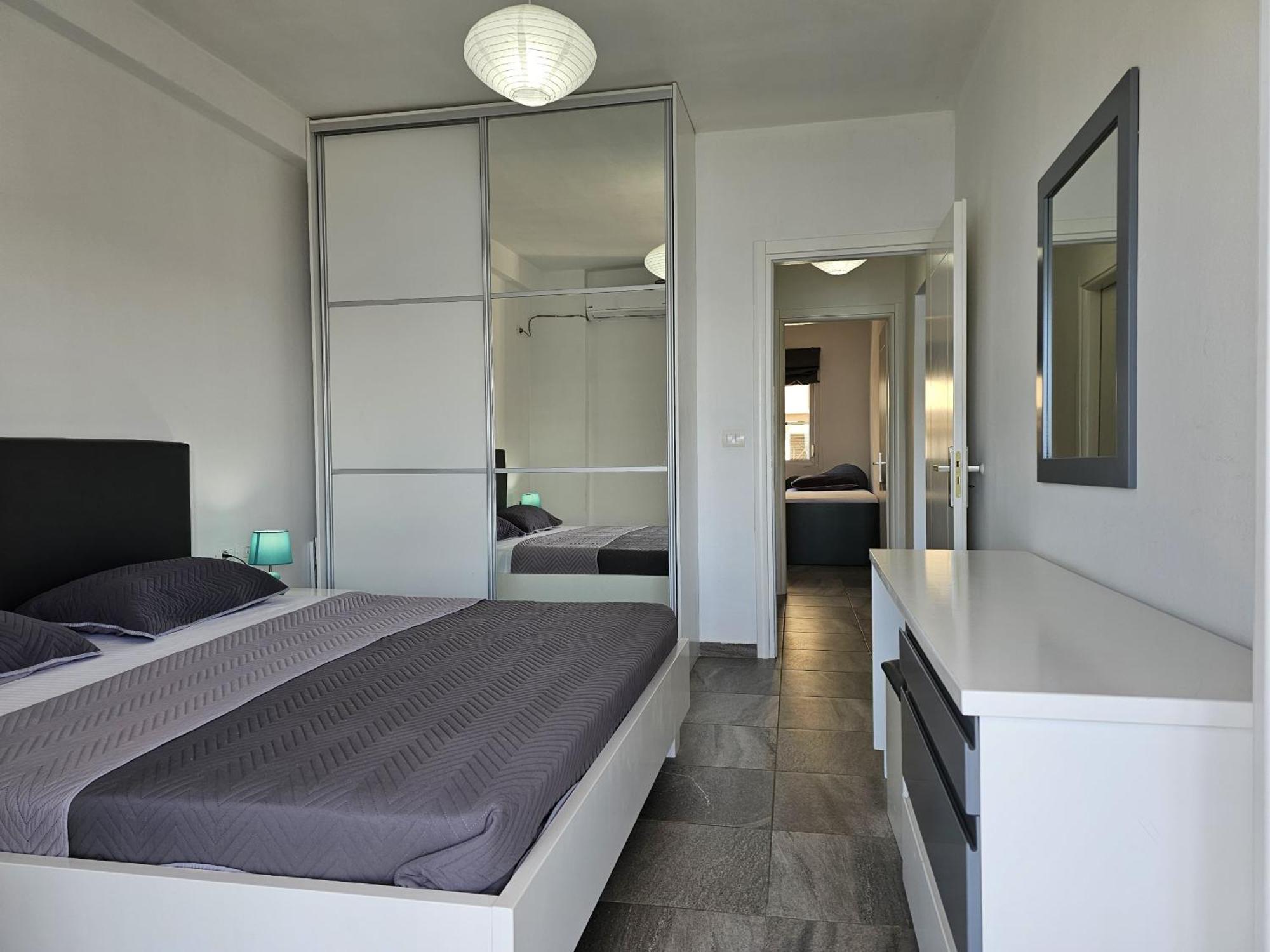 Wonderful View Apartments Sarande Bagian luar foto