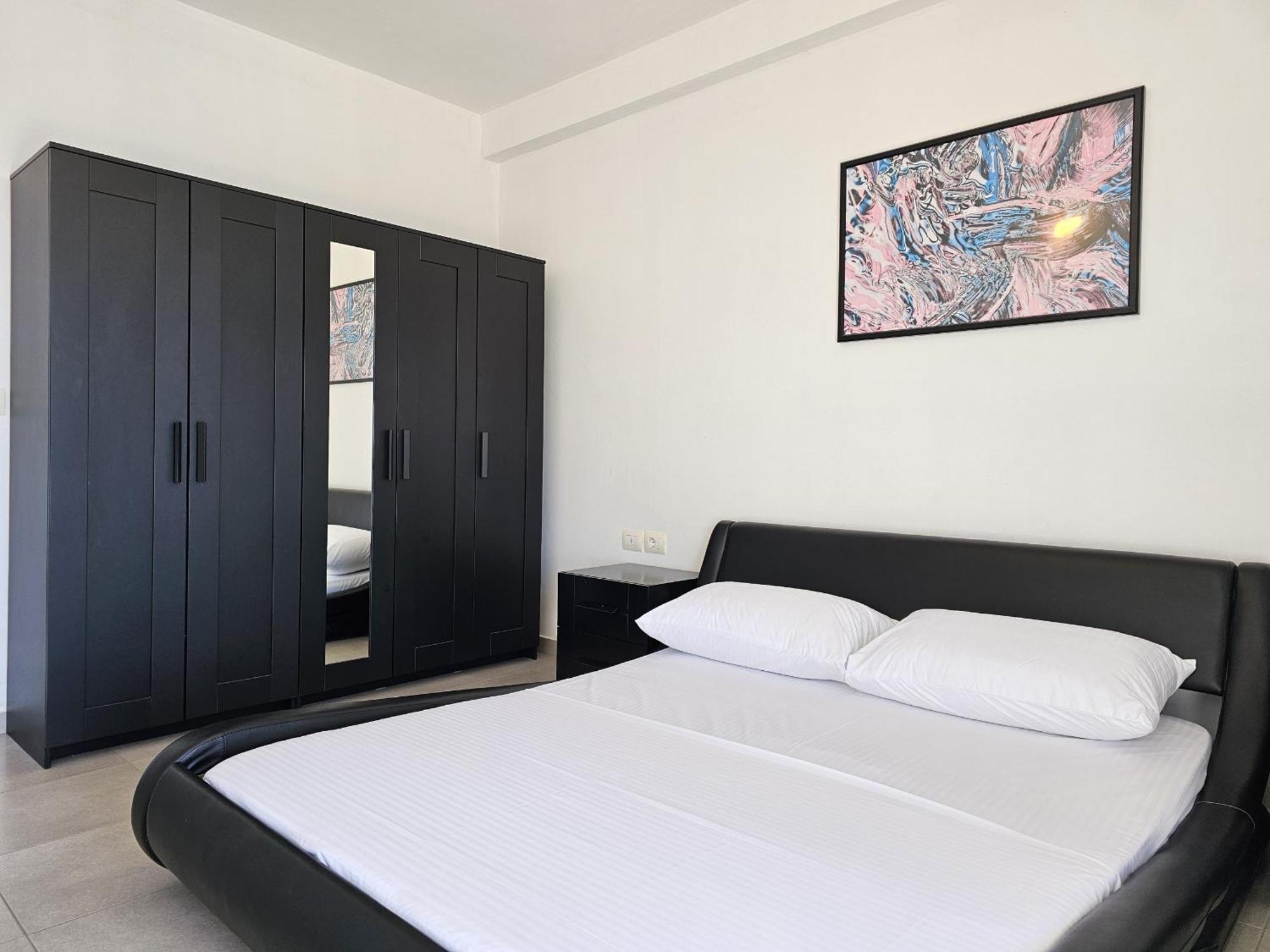 Wonderful View Apartments Sarande Bagian luar foto