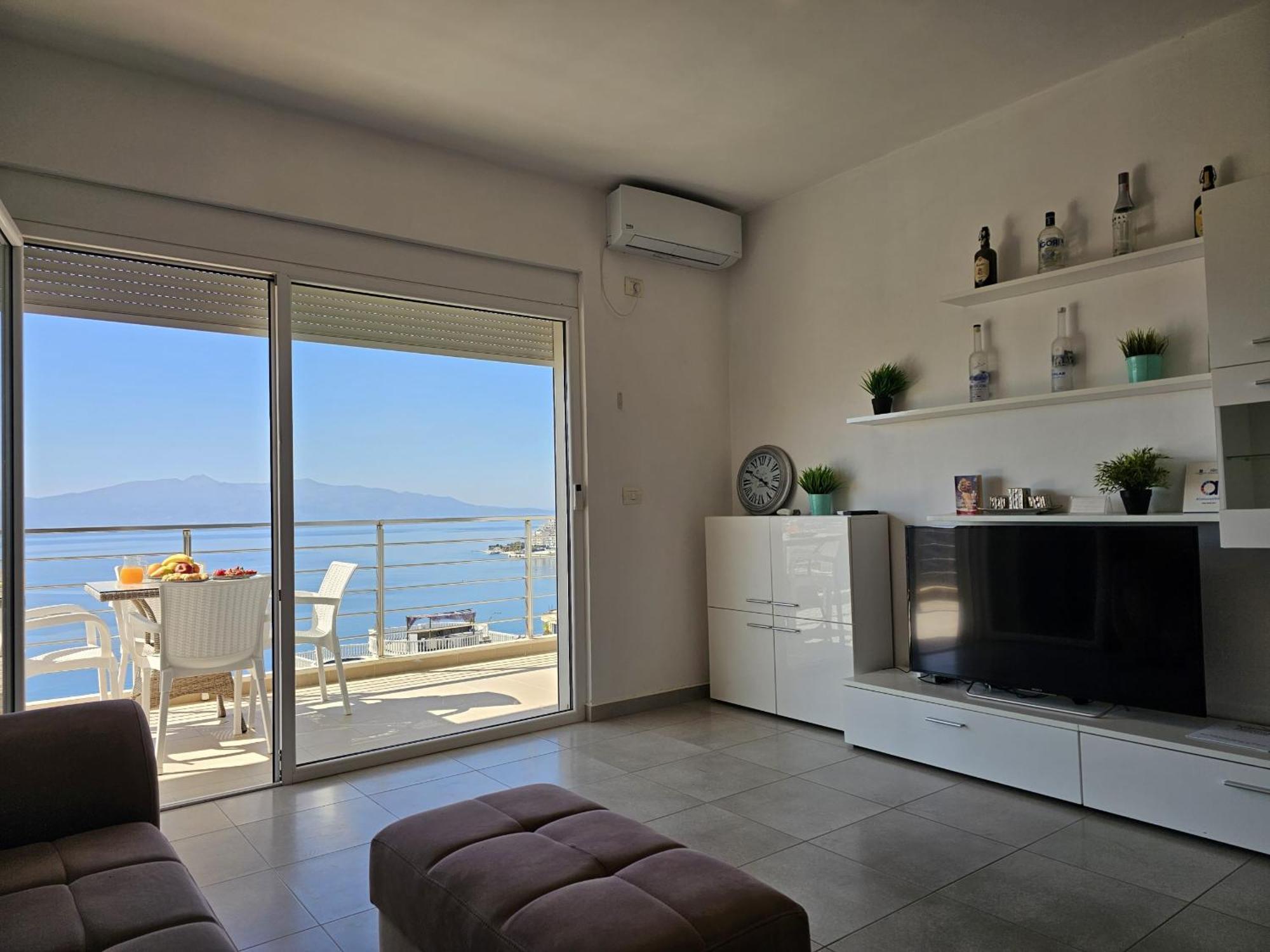 Wonderful View Apartments Sarande Bagian luar foto